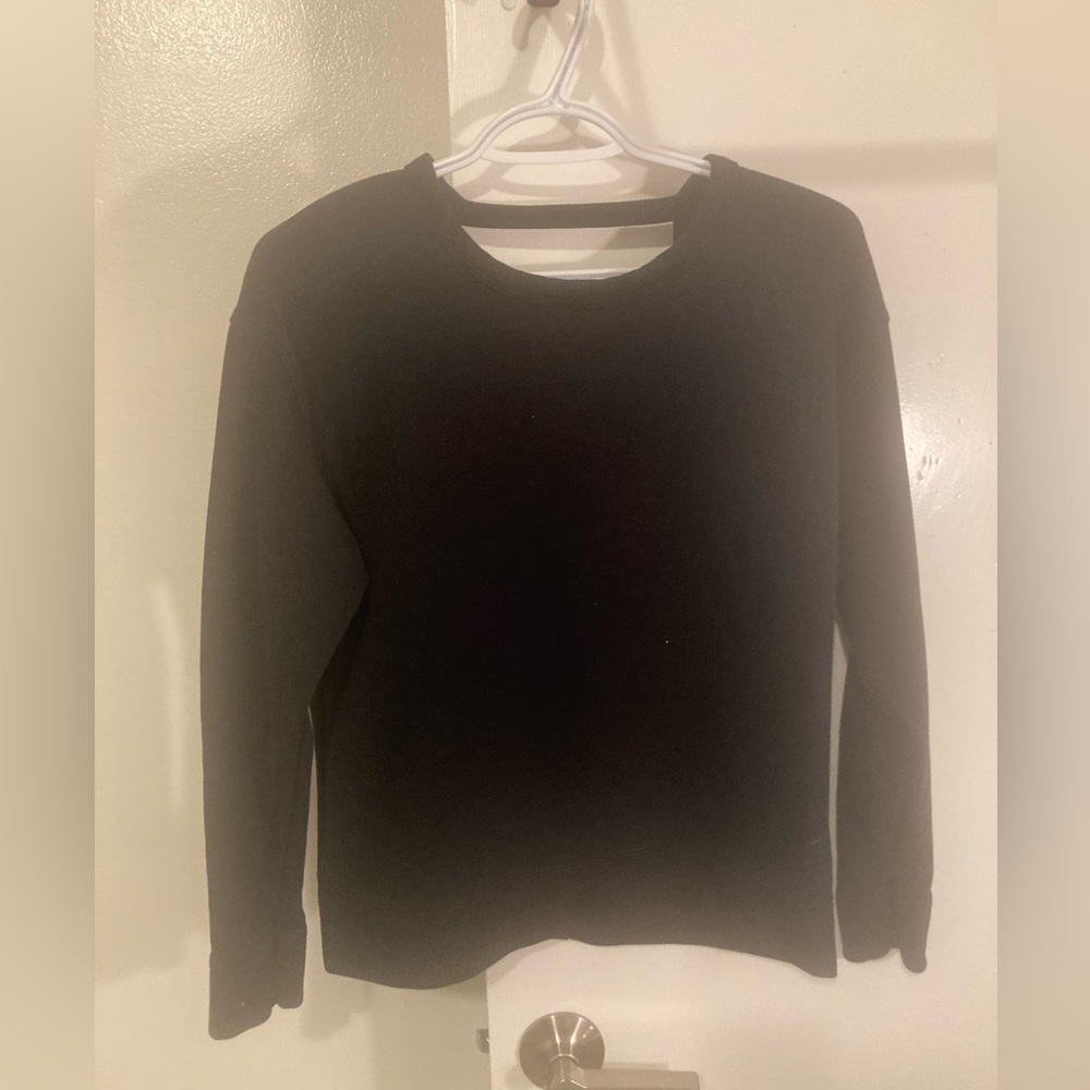 Nike Dri-fit sweatershirt with V back cutout